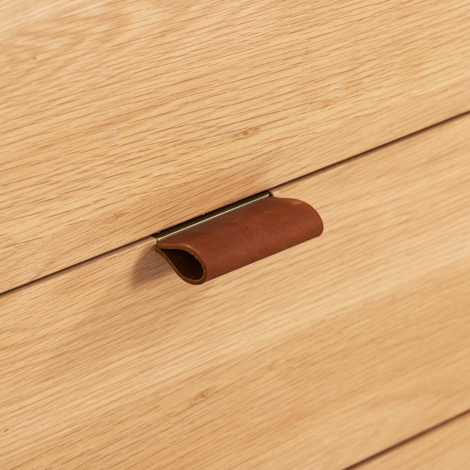 Cirq 6 Drawer Dresser | Oak 