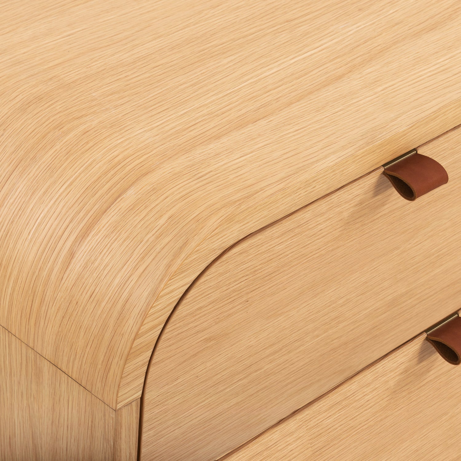 Cirq Nightstand | Oak 