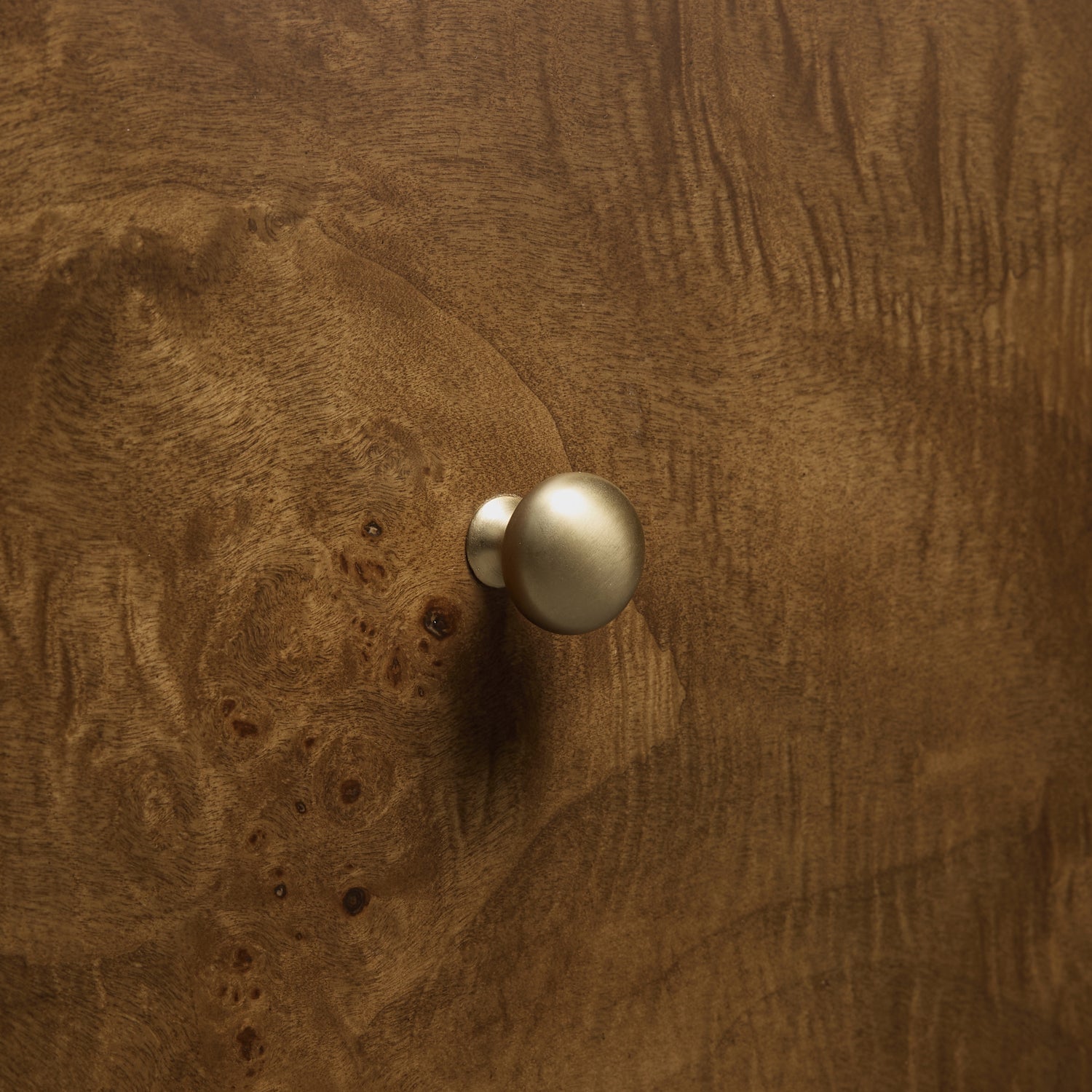 Malea Nightstand | Burl Walnut 