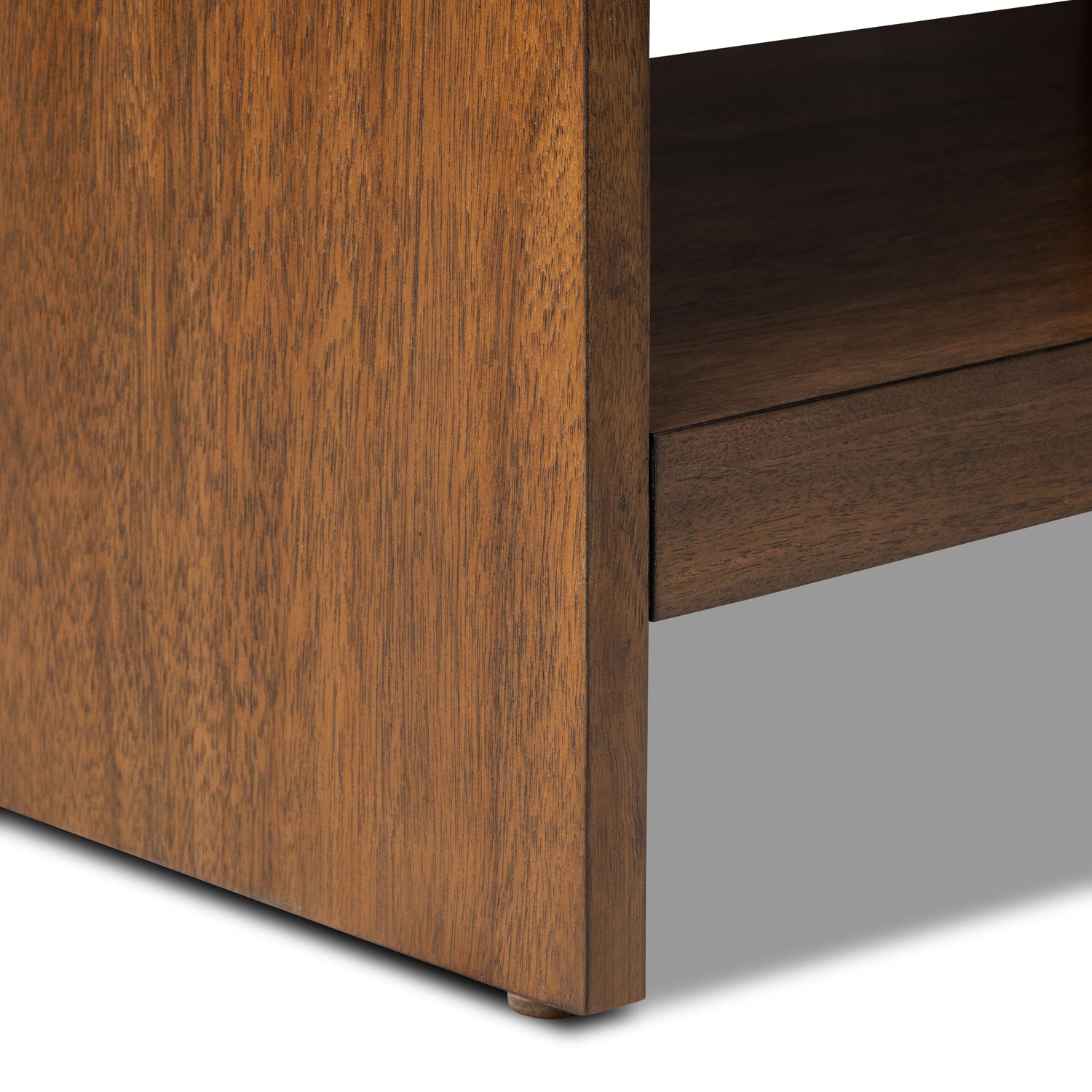 Aledo Nightstand | Walnut 