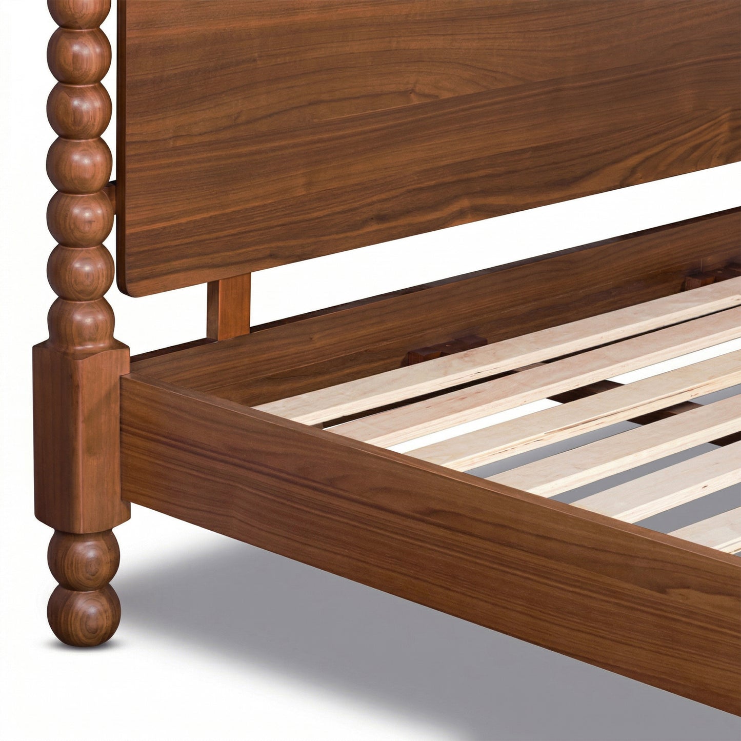 Aberdeen Bed | Walnut | King