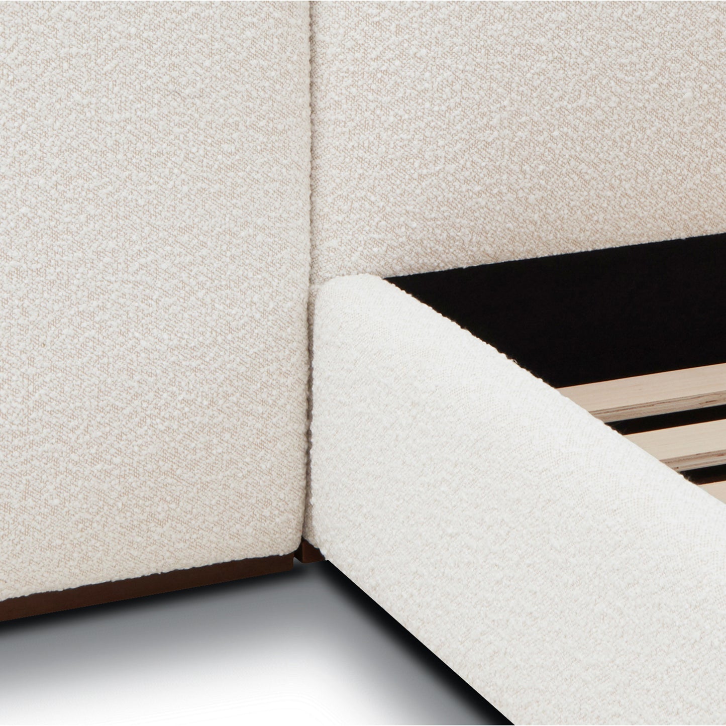 Acadia Bed | Froth White Boucle | Queen