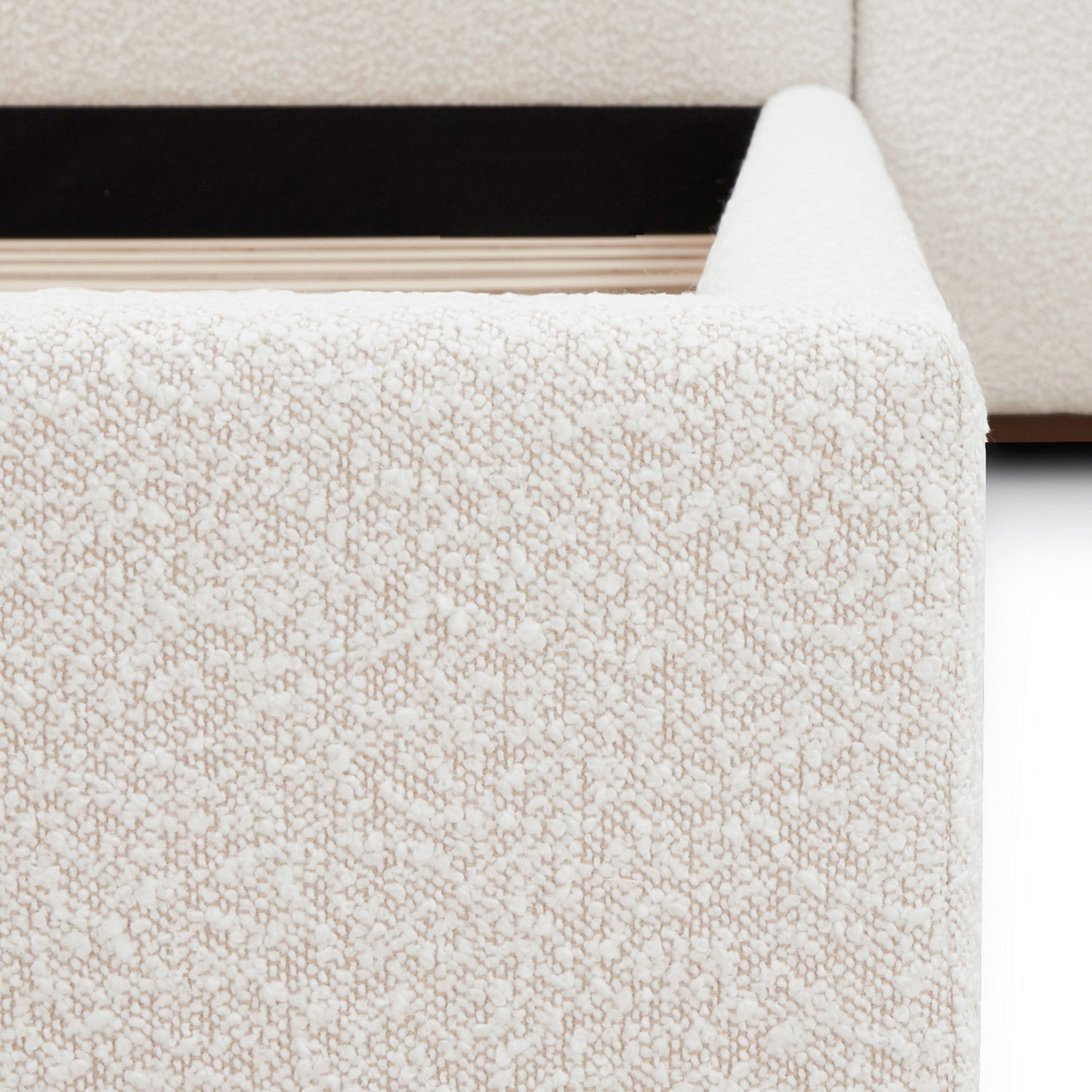 Acadia Bed | Froth White Boucle | Queen 