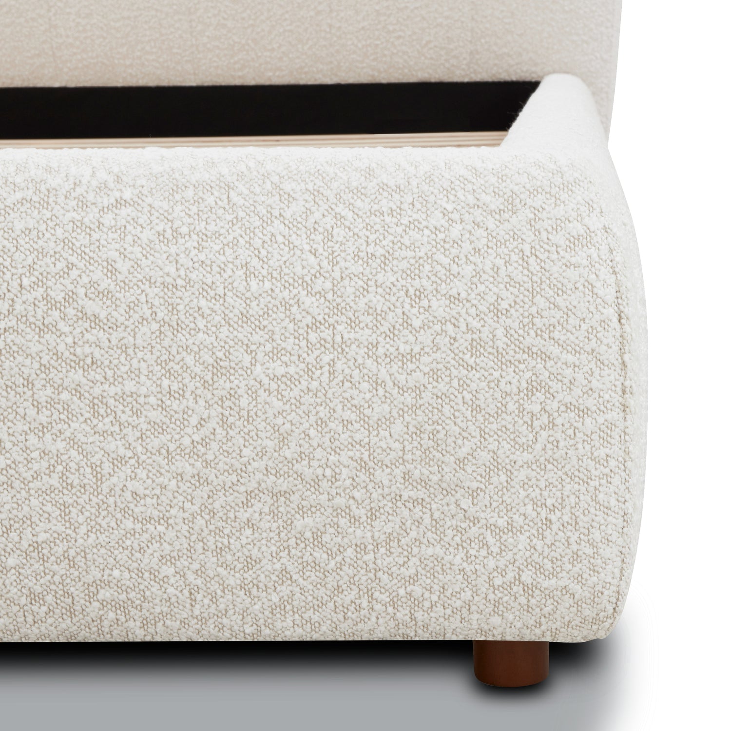 Ares Bed | Froth White Boucle | Queen 