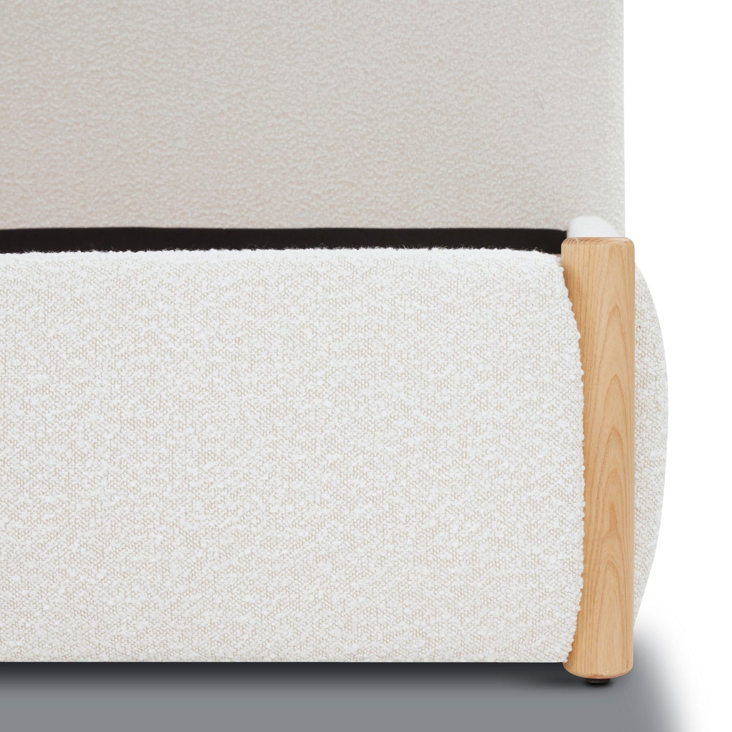 Hayde Bed | Froth White Boucle 