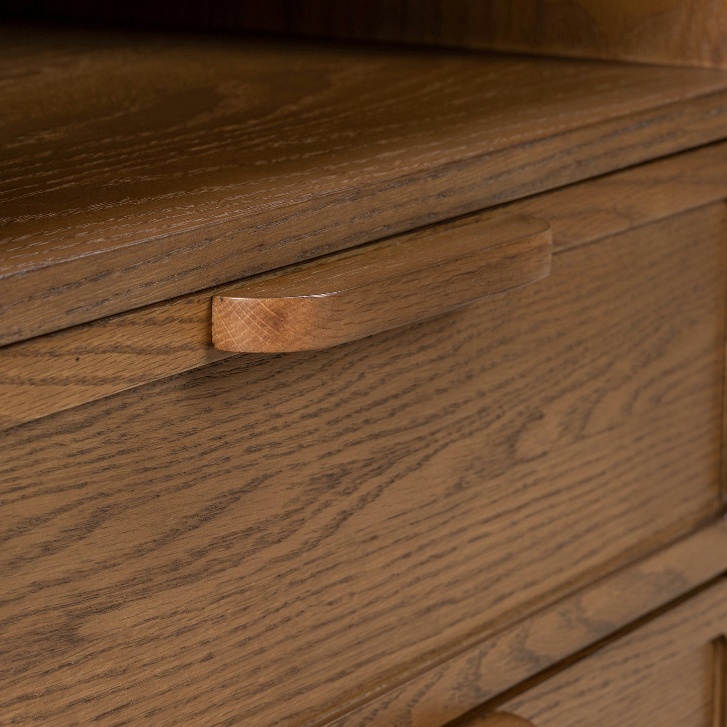 Neva Nightstand | Walnut