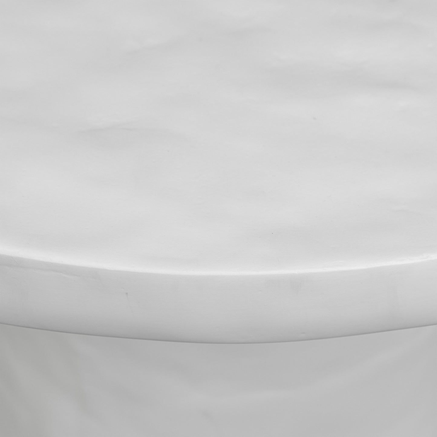 Selenit Side Table | Ivory Concrete