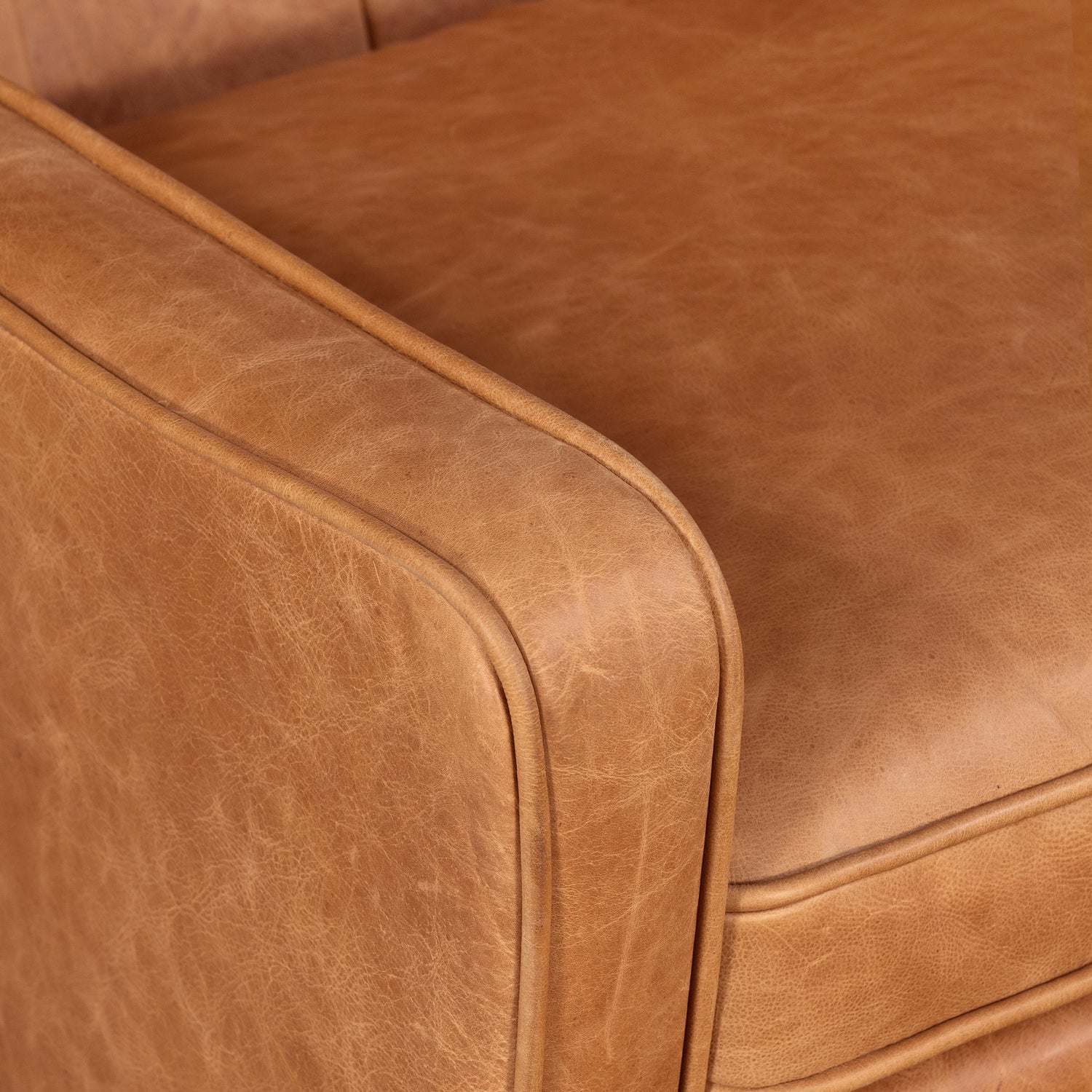 Gus Leather Lounge Chair | Cognac Tan 