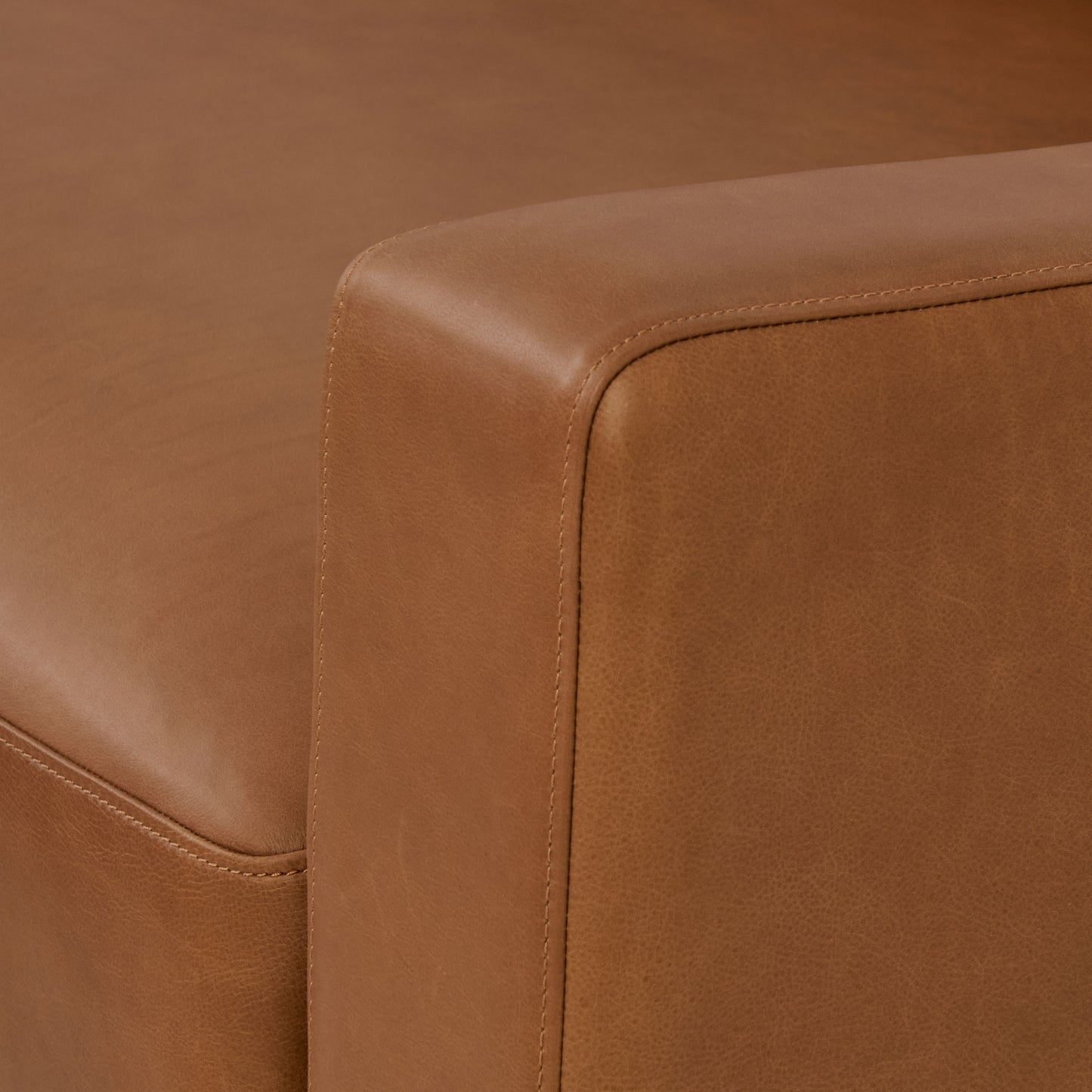 Zyon 115.5" Leather Left-Facing Bumper Chaise Sectional Sofa | Saddle Tan