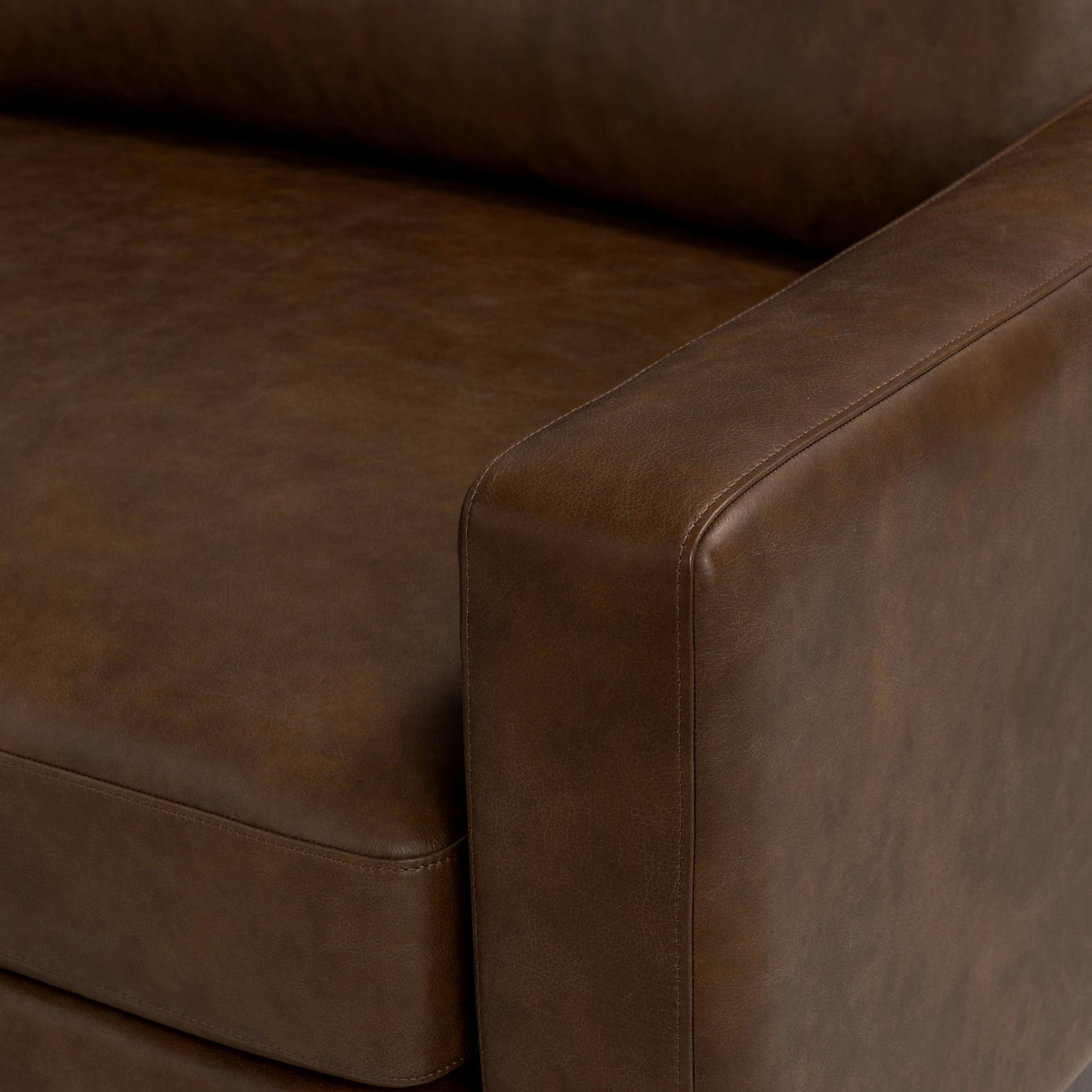 Zyon 115.5" Leather Left-Facing Bumper Chaise Sectional | Vintage Brown