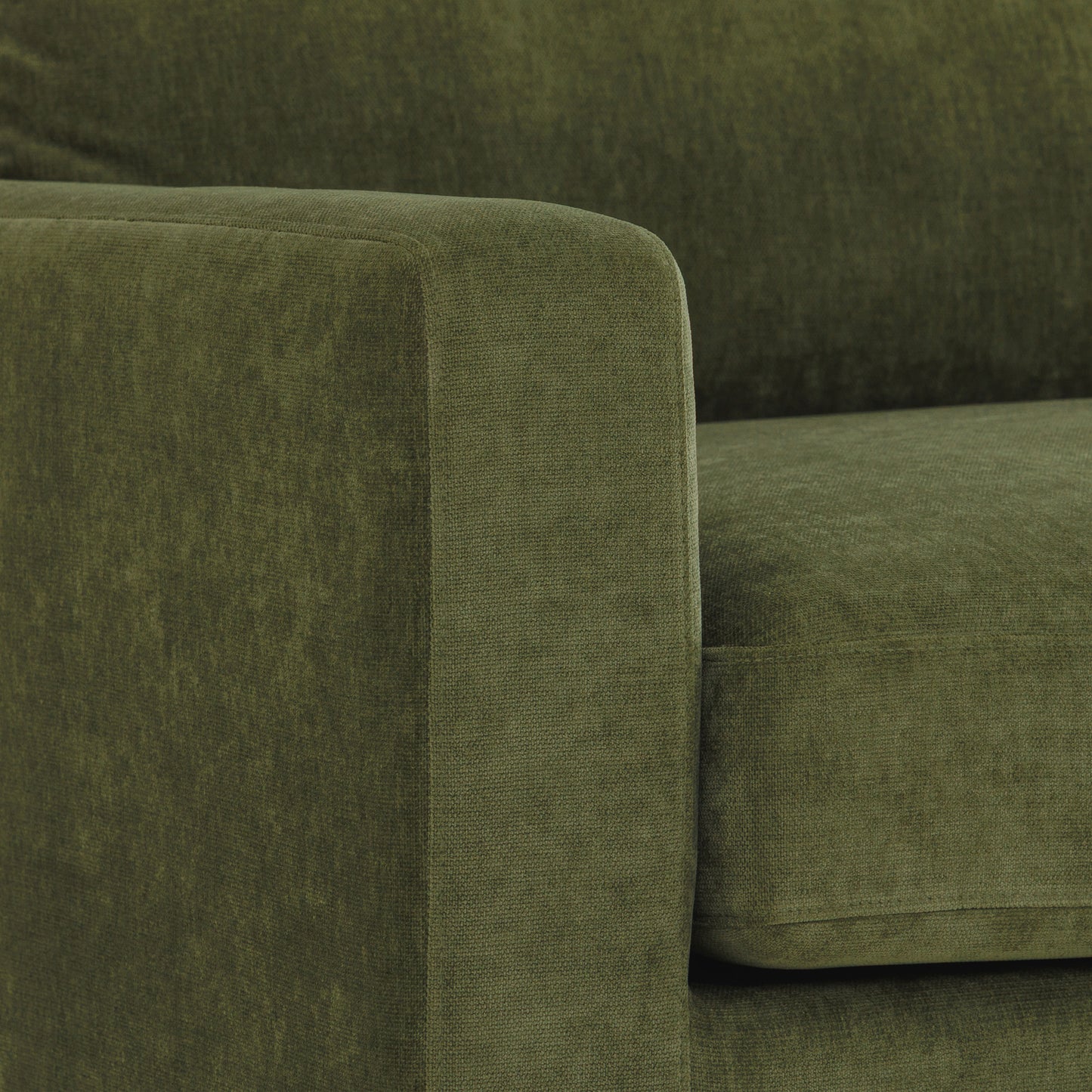 Zyon Right-Facing Bumper Chaise Sectional | Distressed Green