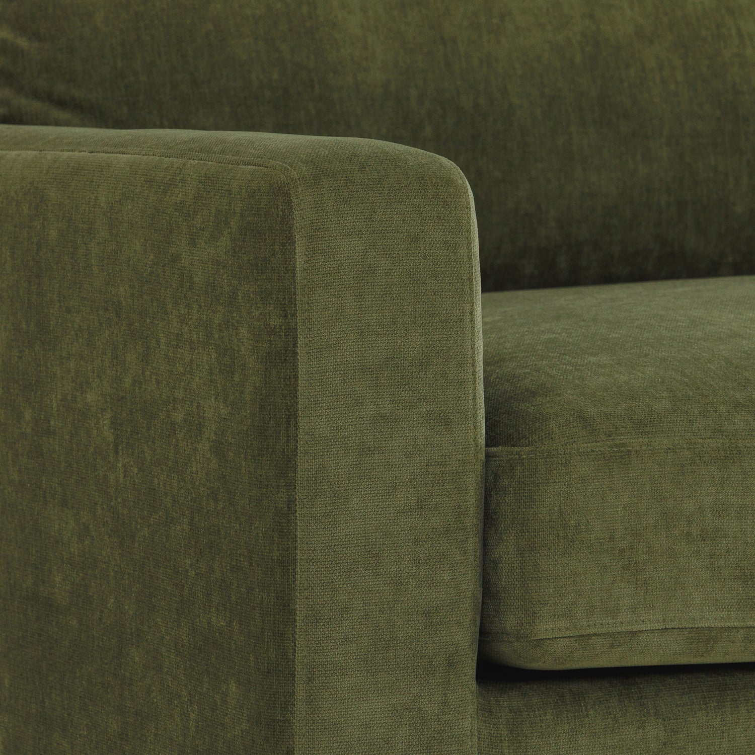 Zyon Right-Facing Bumper Chaise Sectional | Distressed Green 