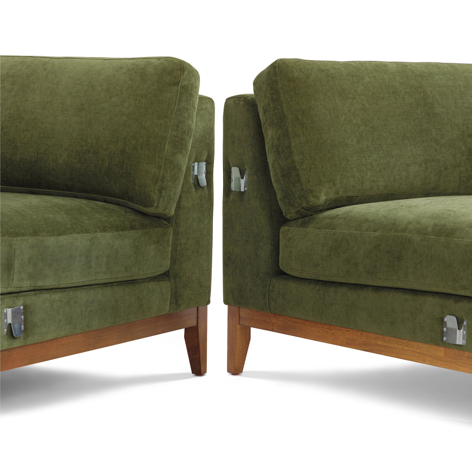 Zyon Right-Facing Bumper Chaise Sectional | Distressed Green 