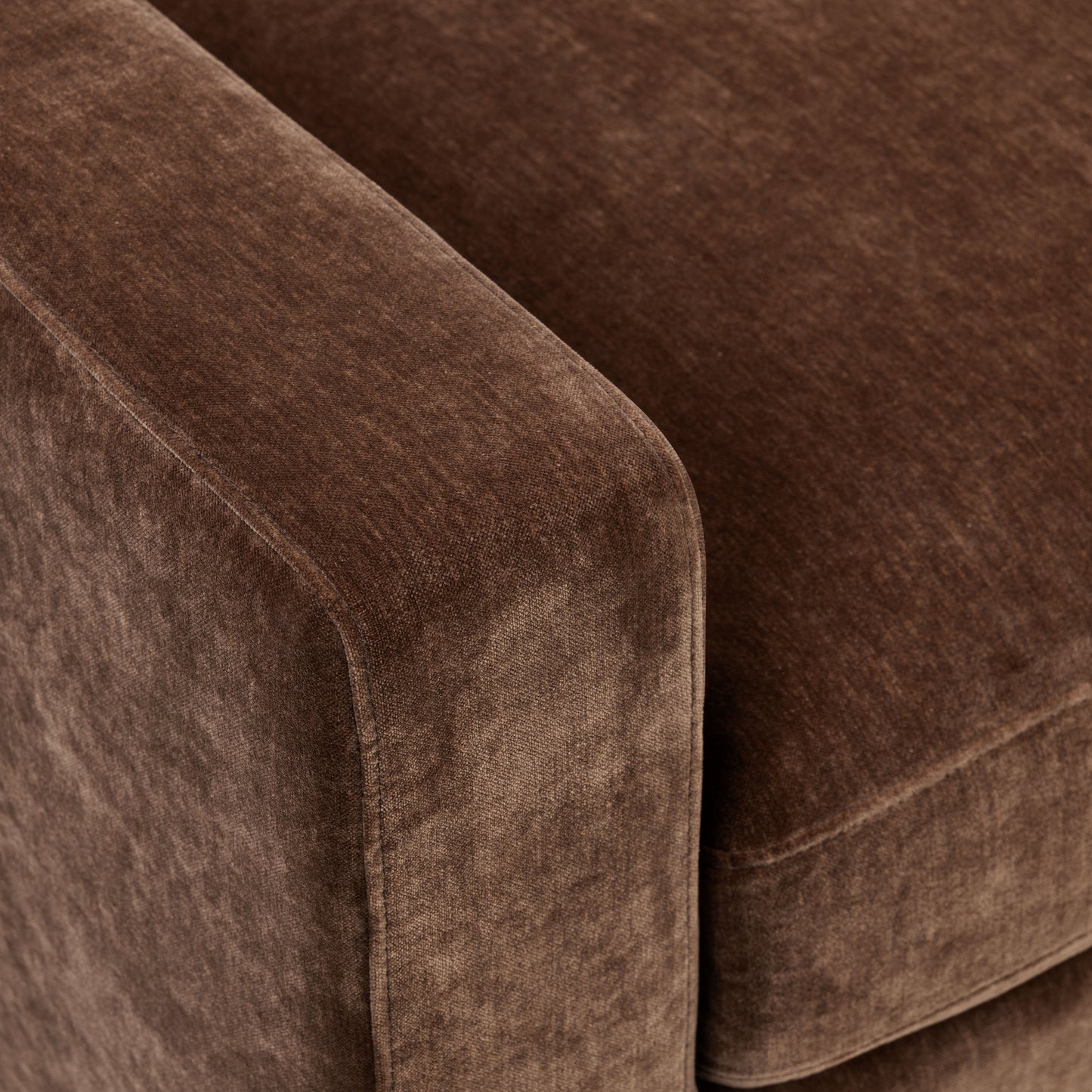 Zyon Velvet Sofa | Bronzer Brown