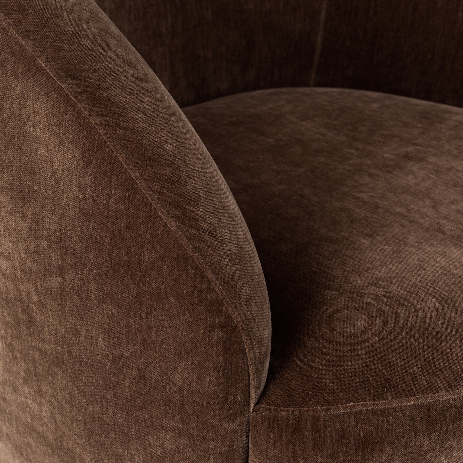Alma Swivel Lounge Chair | Bronzer Brown 