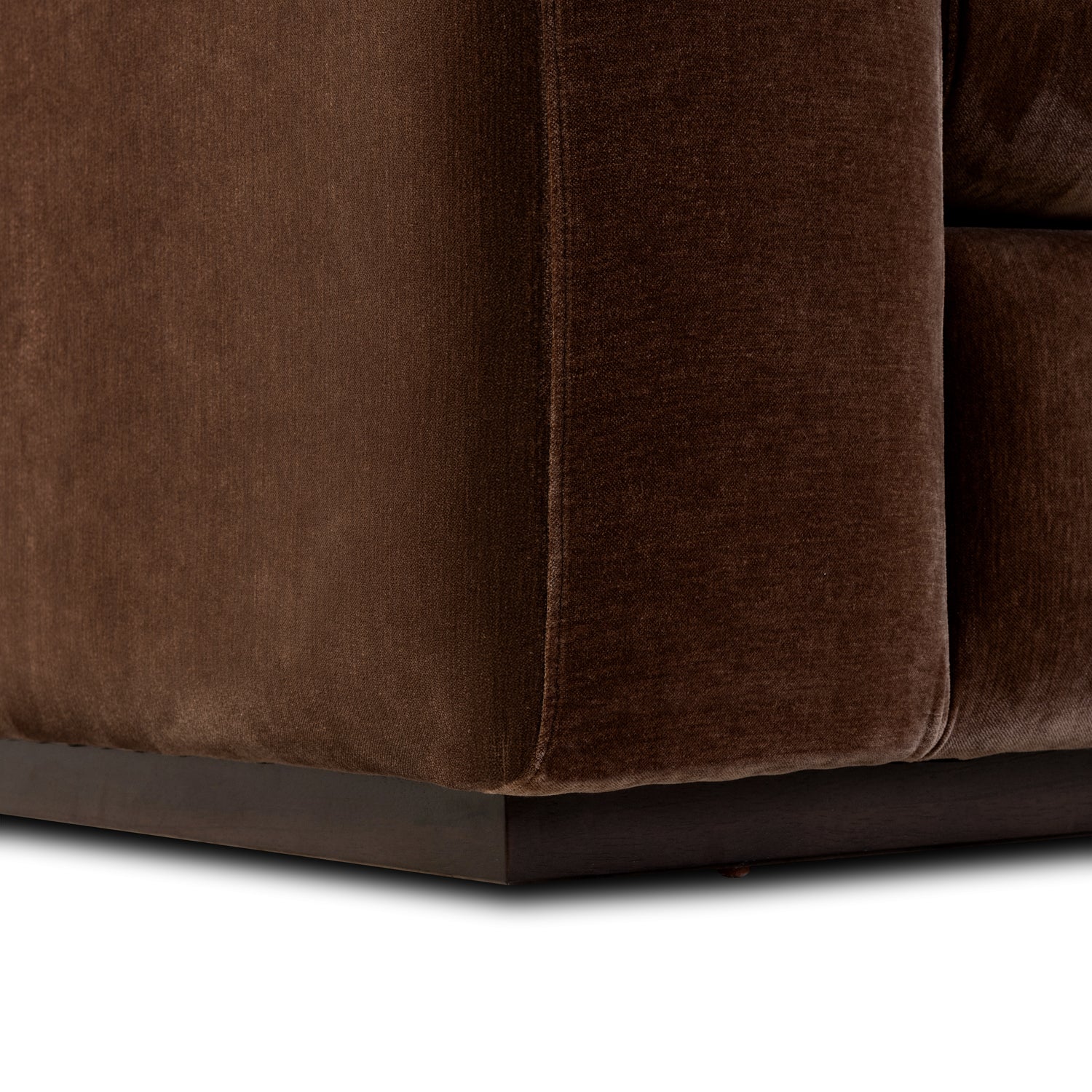 Malaga Right-Facing Sectional Sofa | Bronzer Brown 