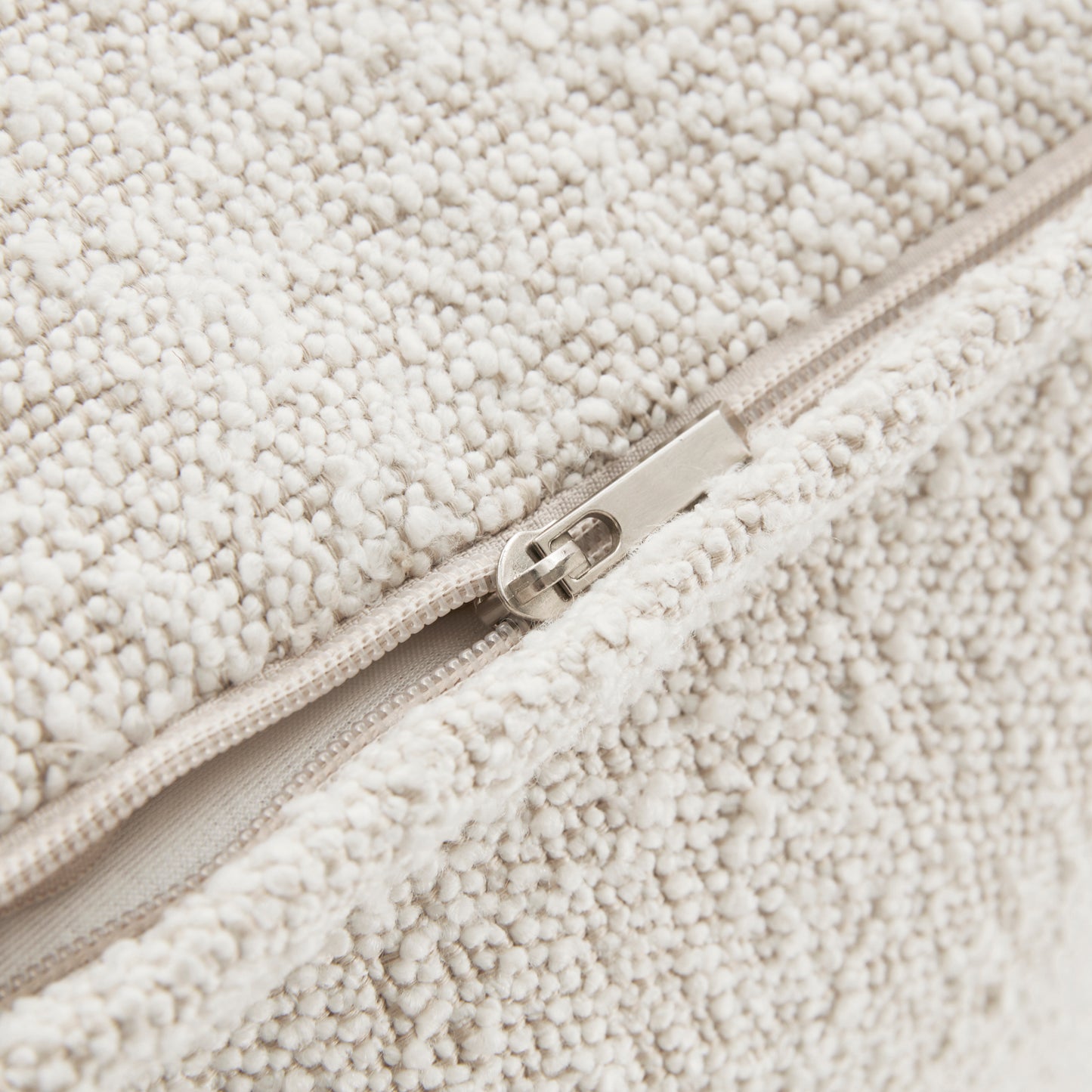 Metz Pouf | Froth White Boucle
