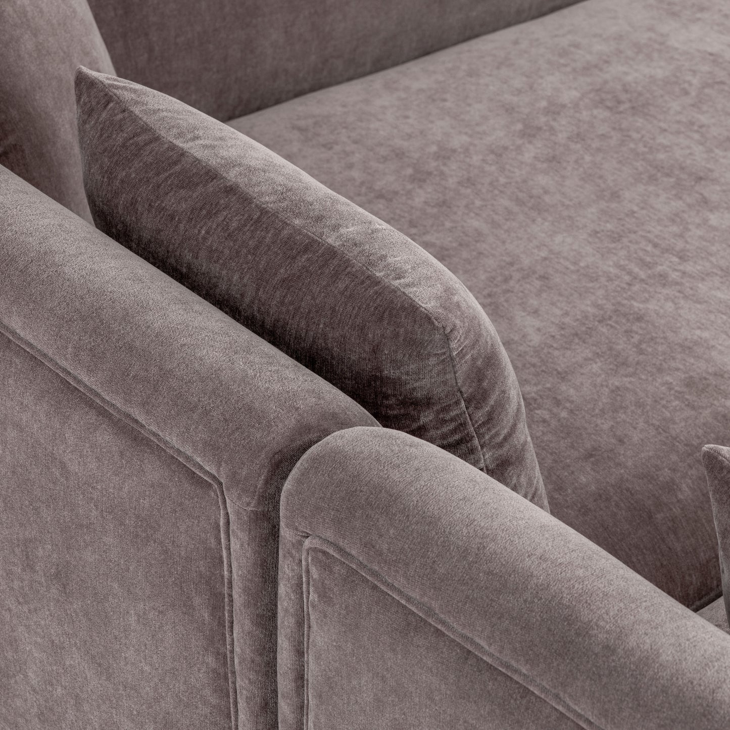 Arles 126" Right-Facing Bumper Chaise Sectional | Willow Brown