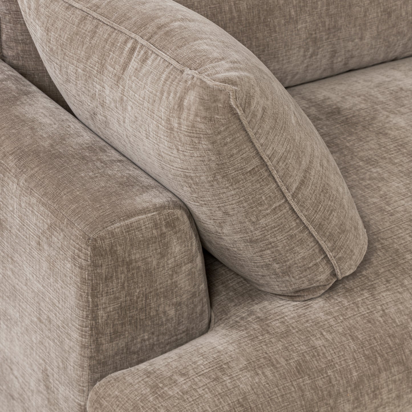 Milo Right-Facing Sectional with Storage | Taupe Brown