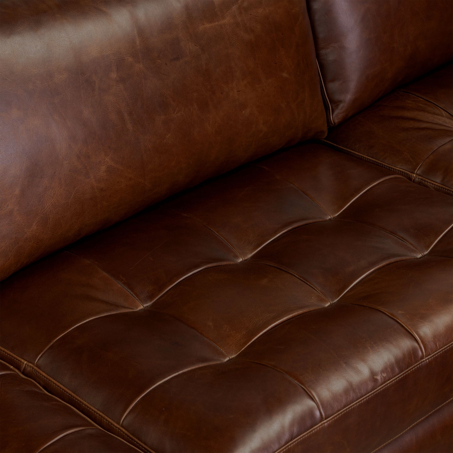 Napa 113.5" Leather Right-Facing Pull-Out Sleeper Sectional Sofa | Oscuro Brown
