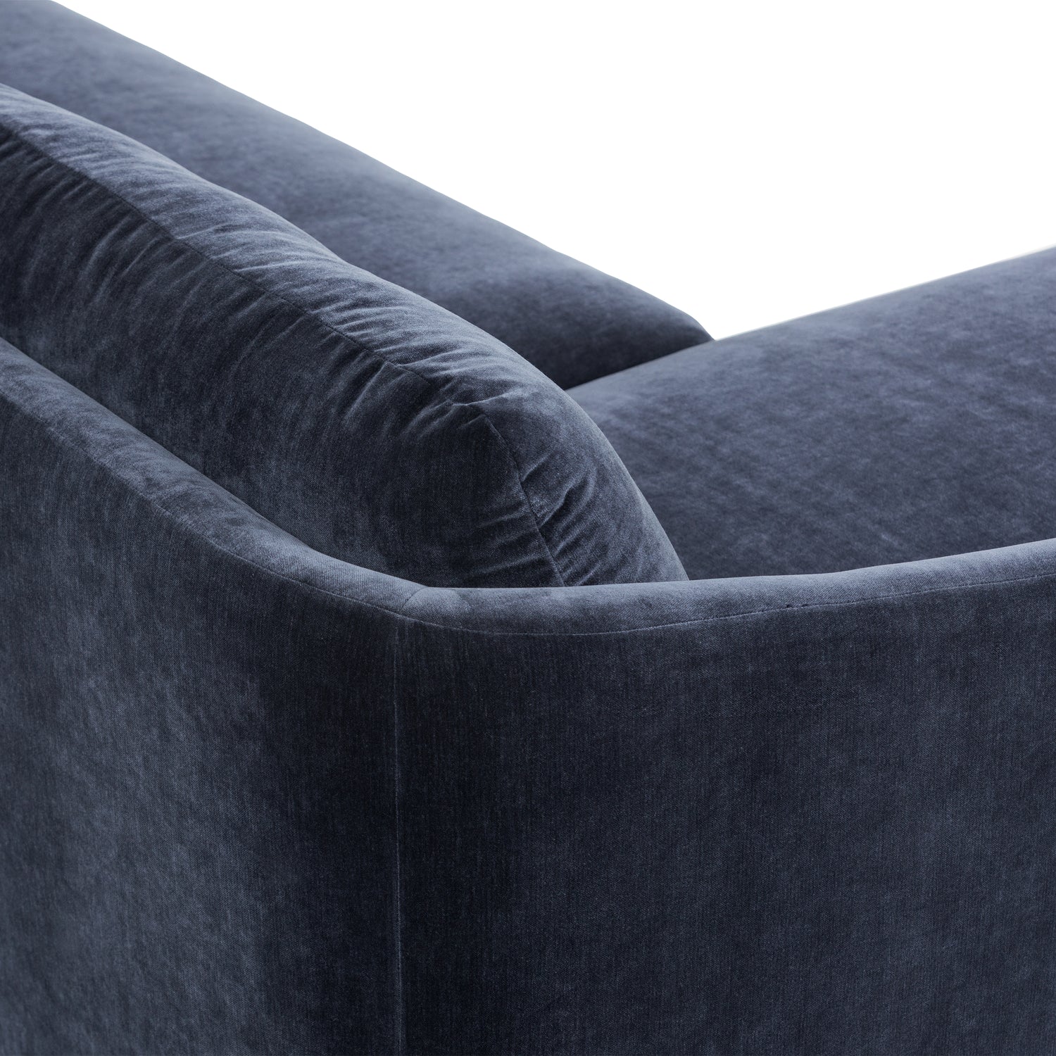 Nervan Reversible Chaise Sectional (105.5