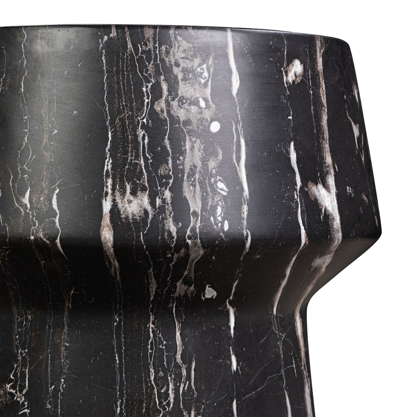 Zyra 18" Side Table | Black Marble