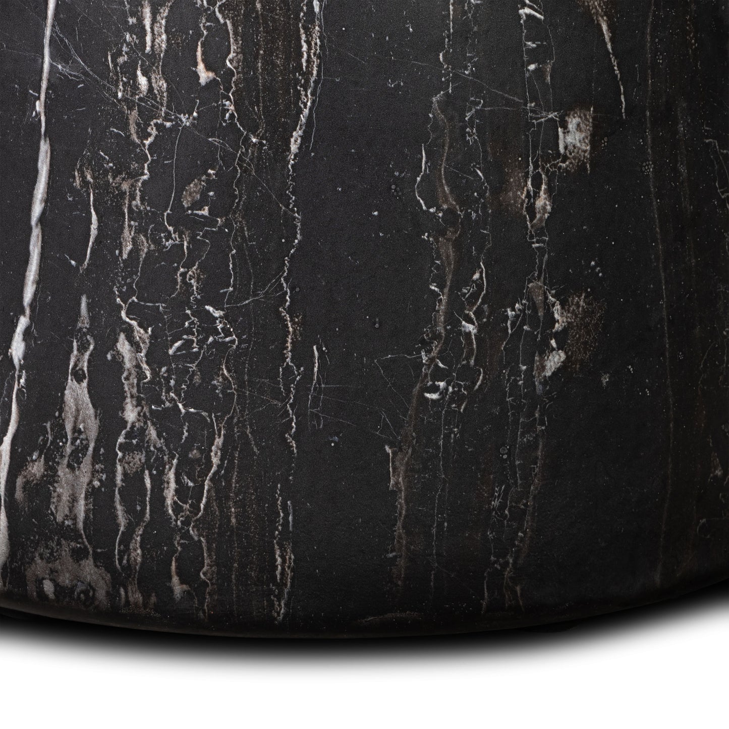 Zyra 18" Side Table | Black Marble