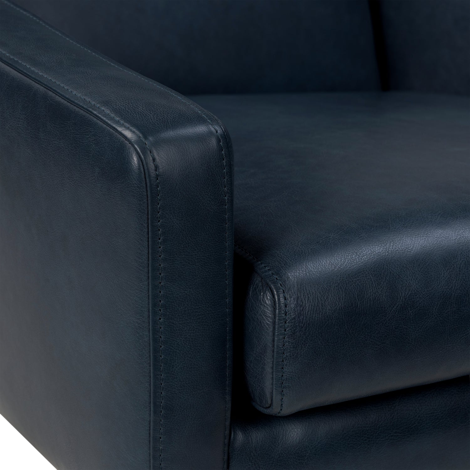 Vetro Leather Swivel Lounge Chair | Midnight Blue 