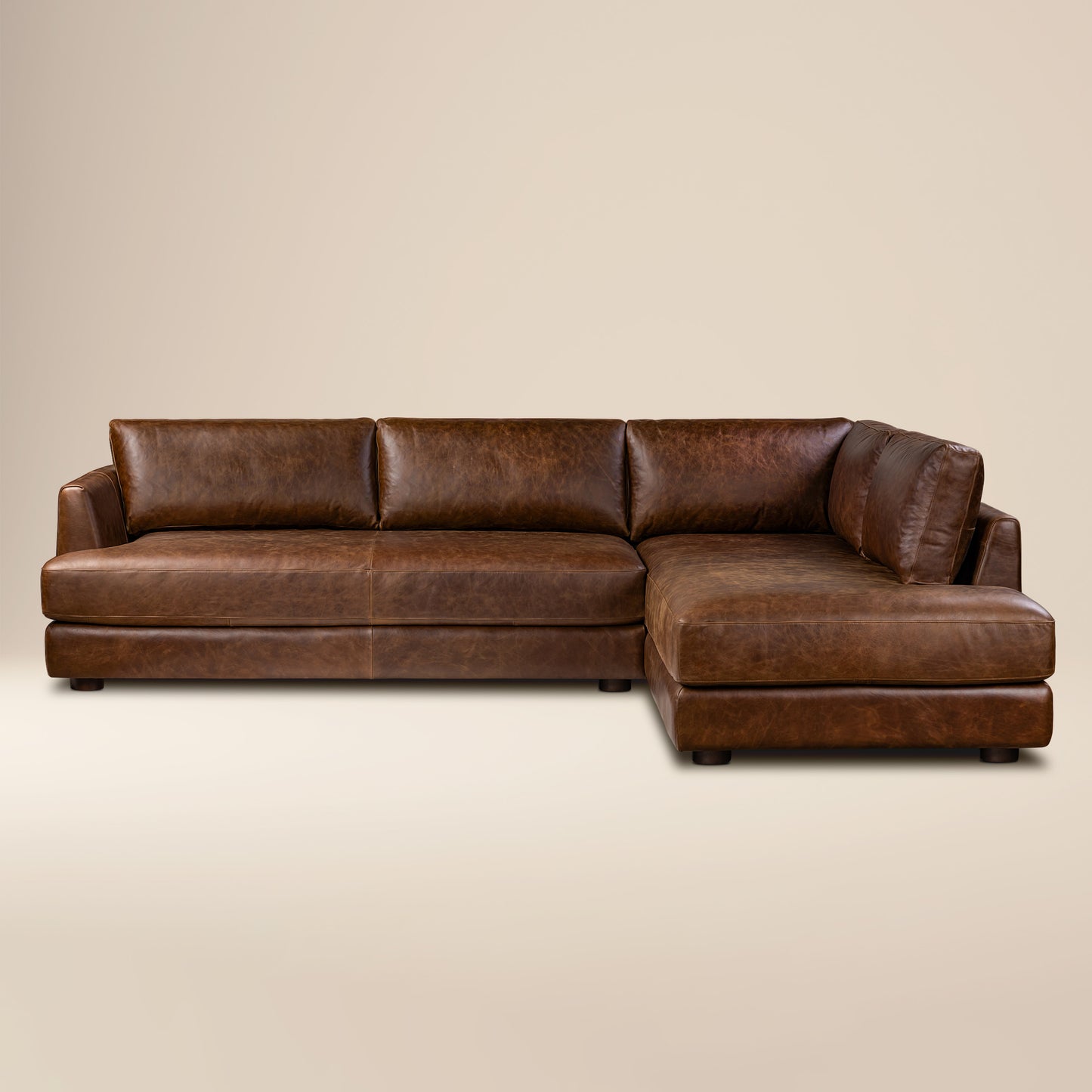 Catania 116.5" Leather Right-Facing Bumper Sectional Sofa | Chocolate Brown
