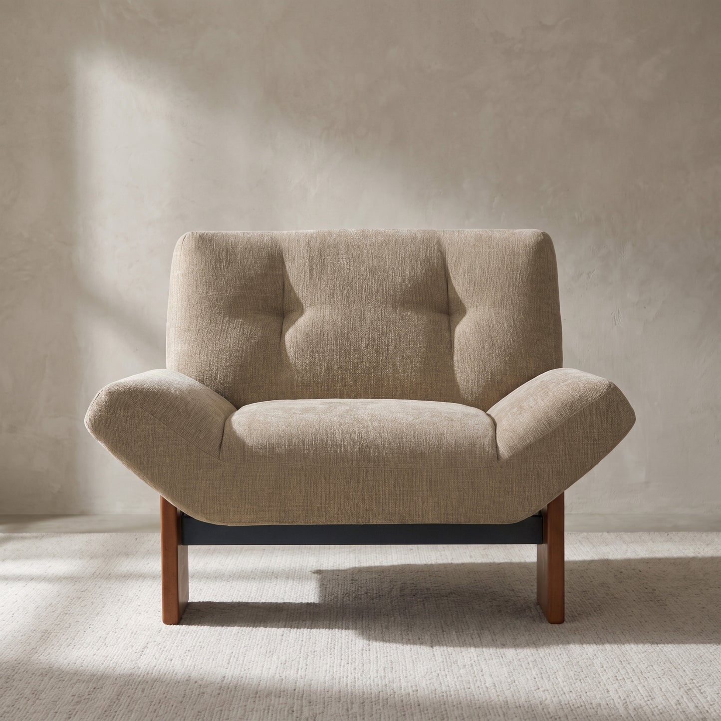 Arvo Lounge Chair | Linen Brown