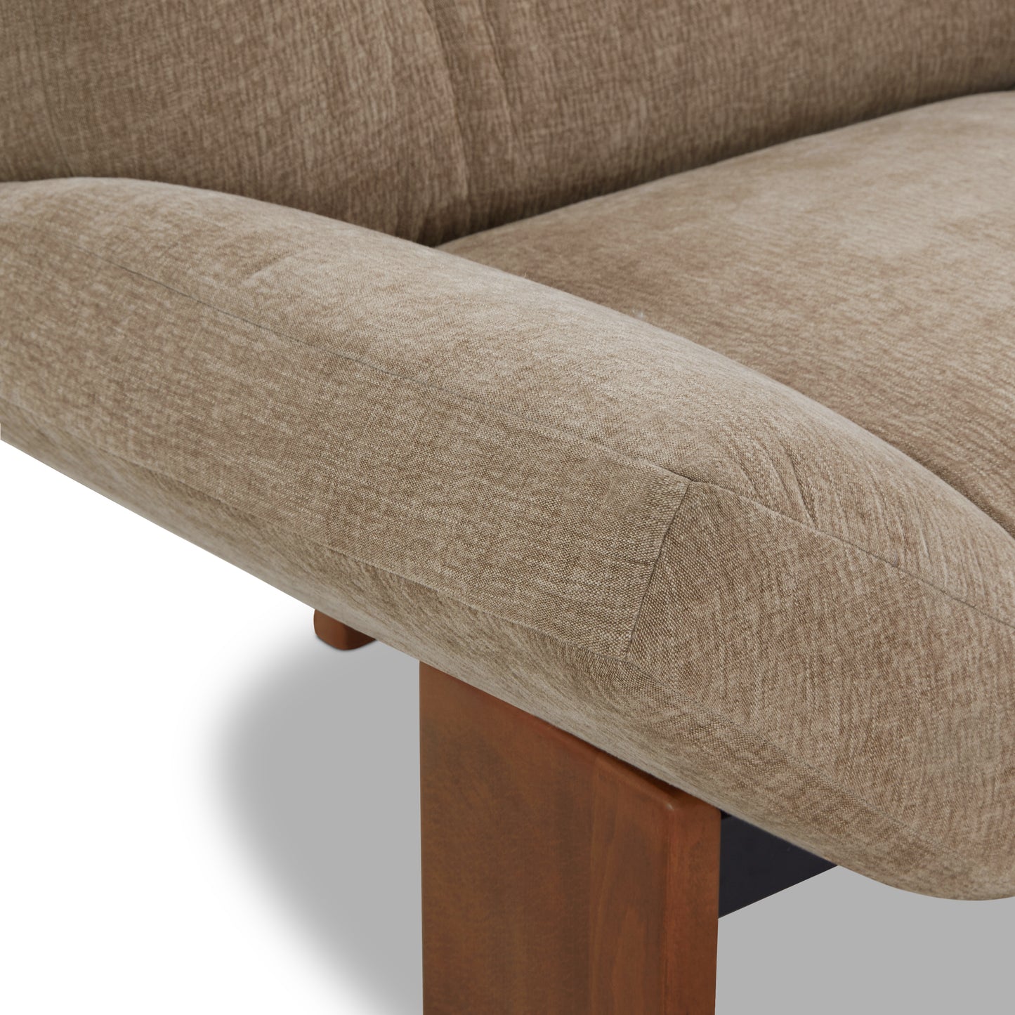 Arvo Lounge Chair | Linen Brown