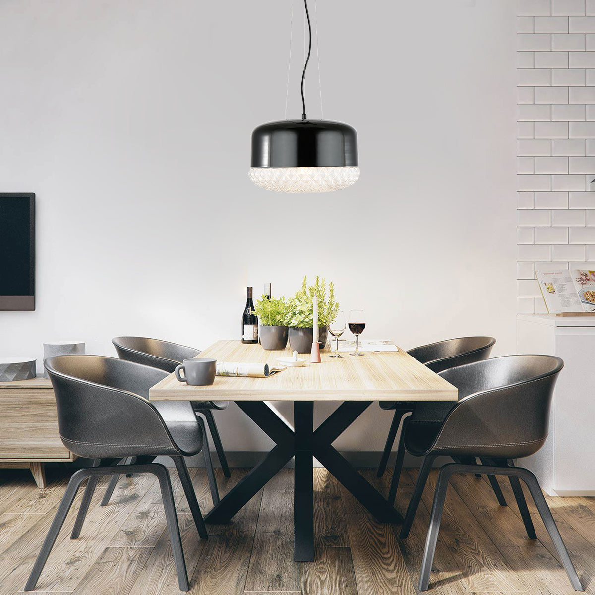 Enzo Pendant Light | Black/Clear