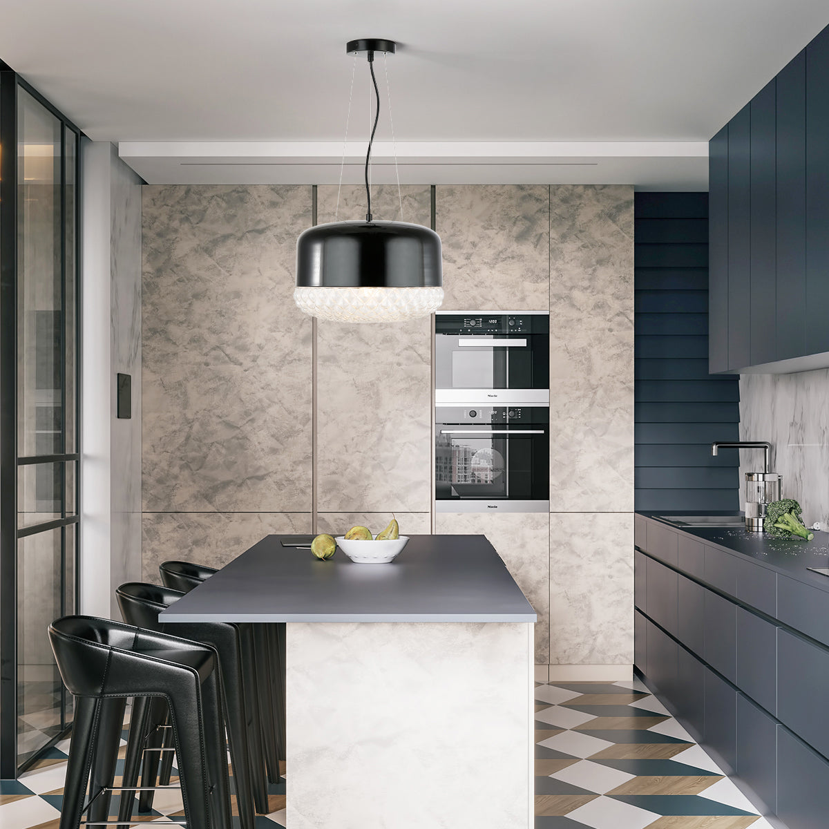 Enzo Pendant Light | Black/Clear 