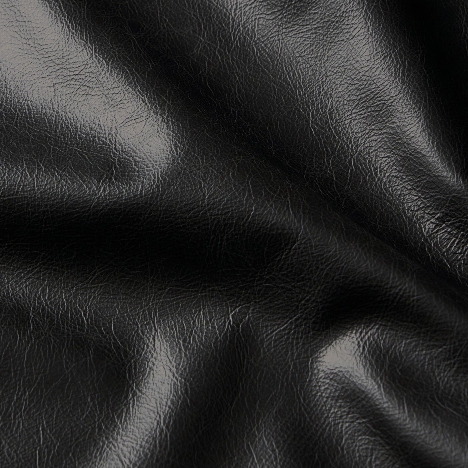 Full-grain Semi-aniline Italian-tanned Leather 