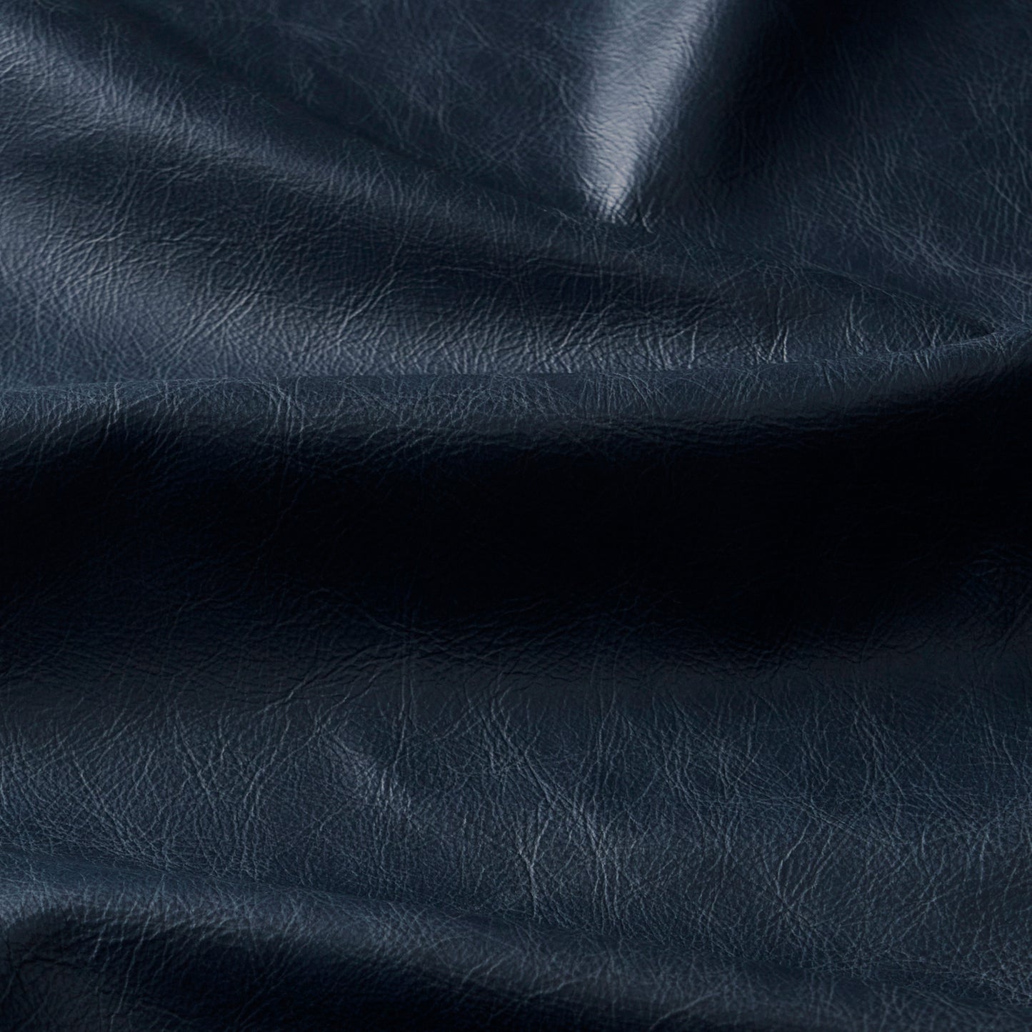 Full-grain Semi-aniline Italian-tanned Leather