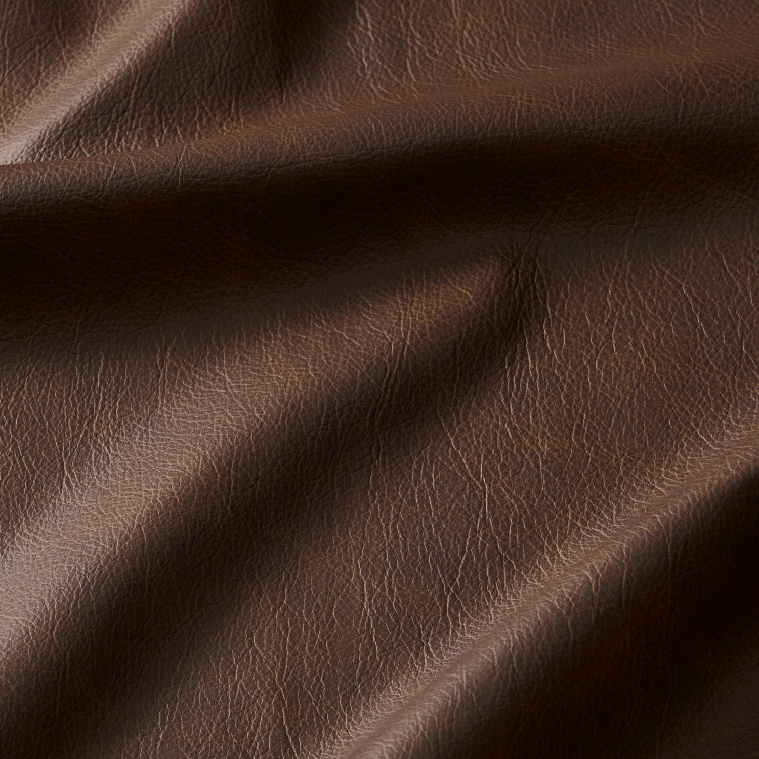 Full-grain Semi-aniline Italian-tanned Leather 