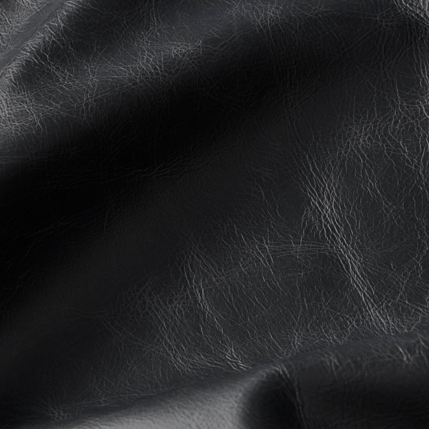 Full-grain Semi-aniline Italian-tanned Leather