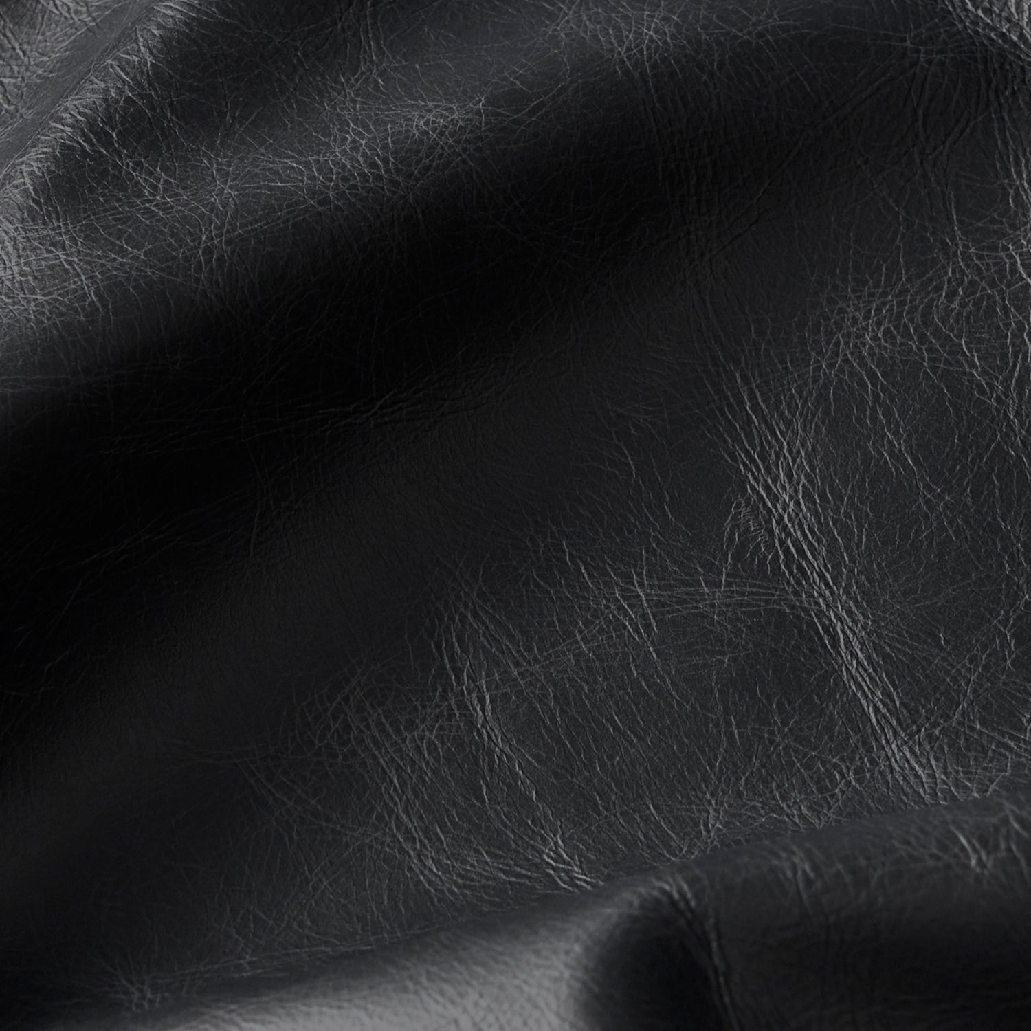 Full-grain Semi-aniline Italian-tanned Leather 