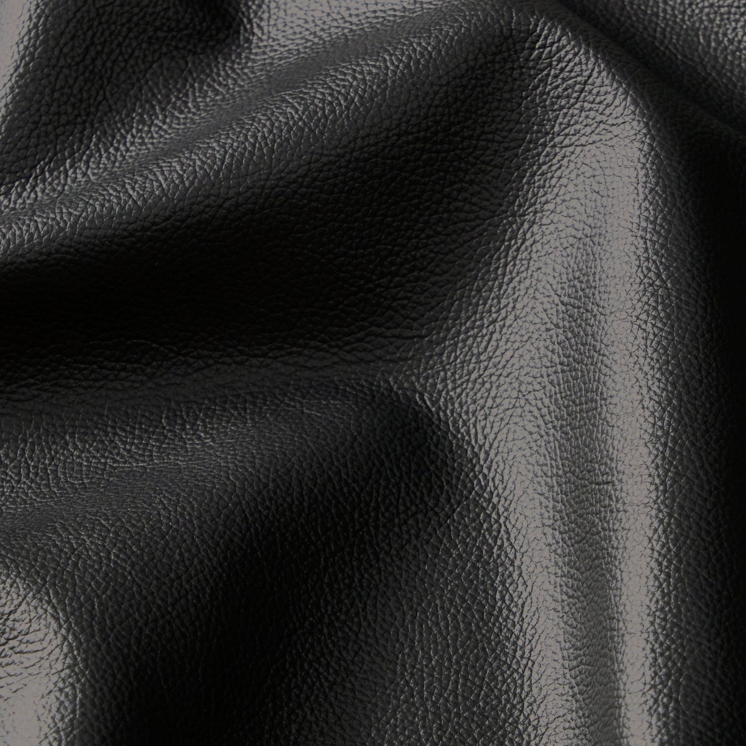 Full-grain Semi-aniline Italian-tanned Leather 