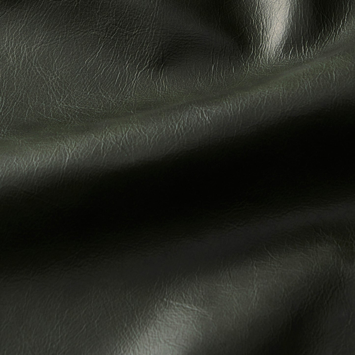 Full-grain Semi-aniline Italian-tanned Leather