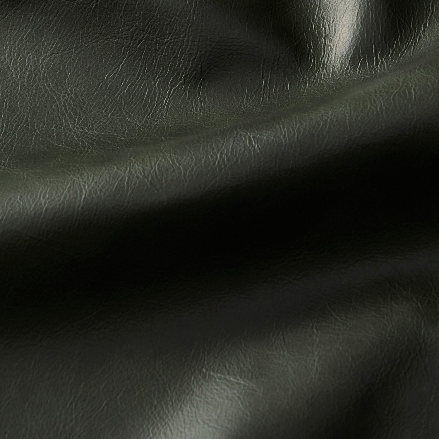 Full-grain Semi-aniline Italian-tanned Leather 
