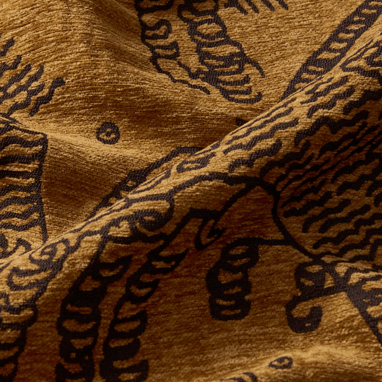 Petal Lounge Chair | Jacquard Brown