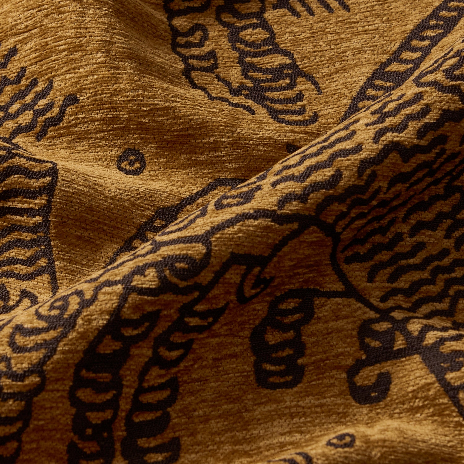 Petal Lounge Chair | Jacquard Brown 