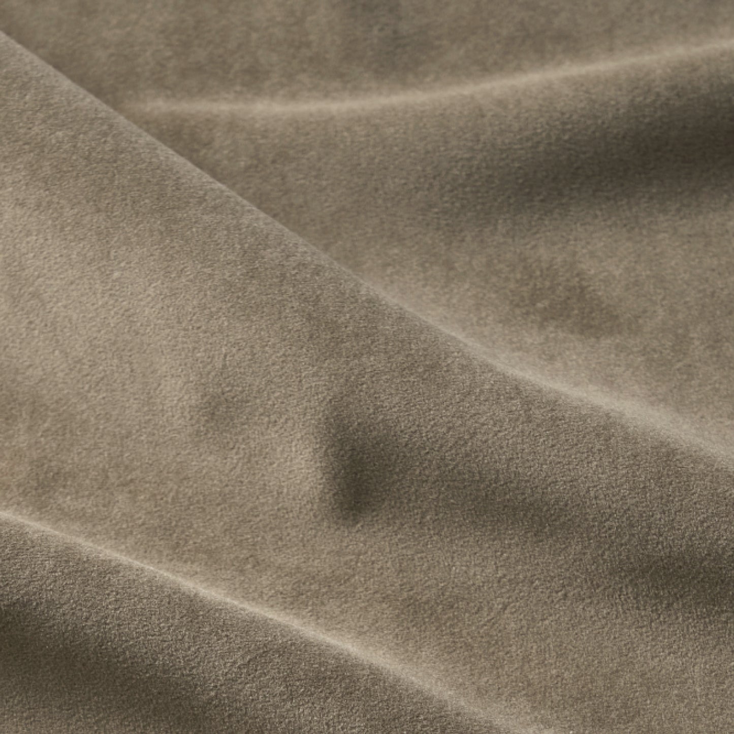 Adela Bed | Serene Sand | King